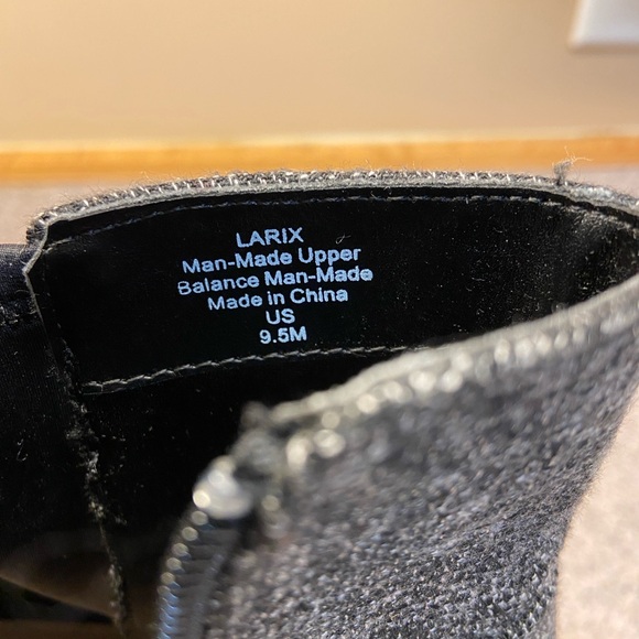 Kelly & Katie Larix high-heeled  bootie black/gray fabric upper buckle detail - Picture 5 of 9